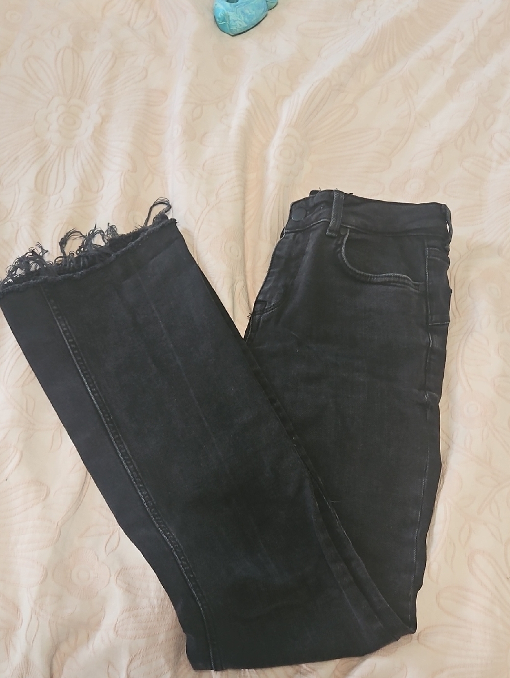 Zara Black Frayed-Hem Bootcut Jeans